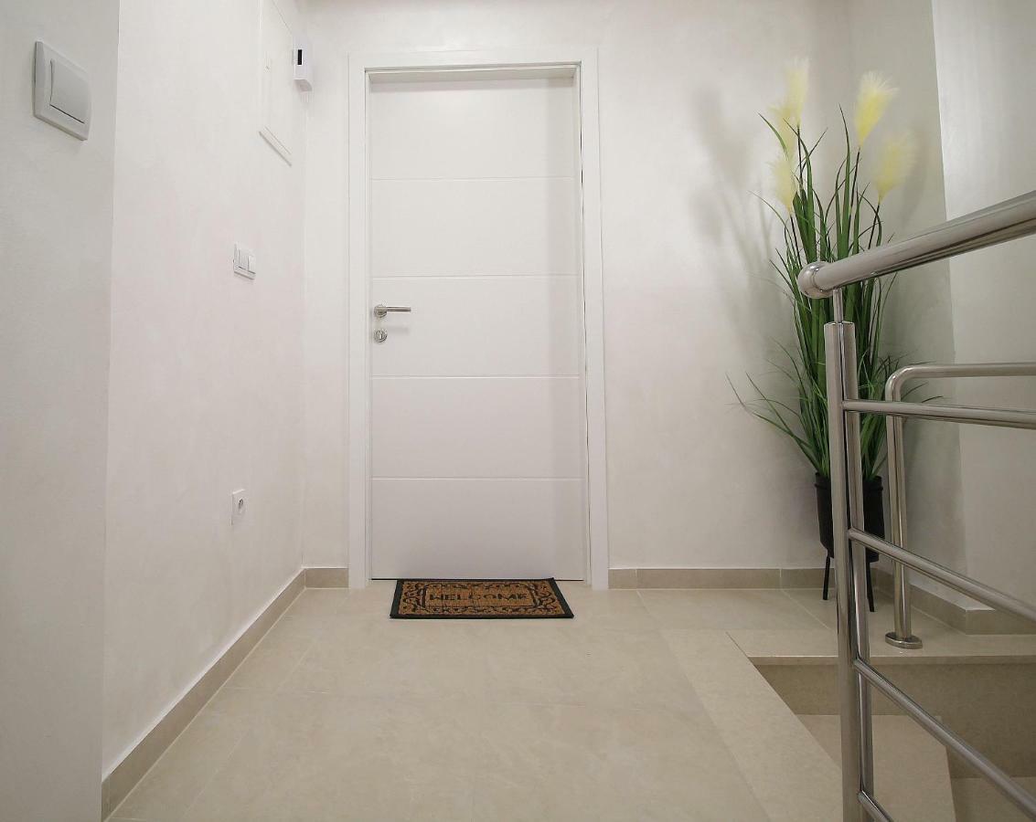 Arbel Apartments ポレッチ エクステリア 写真